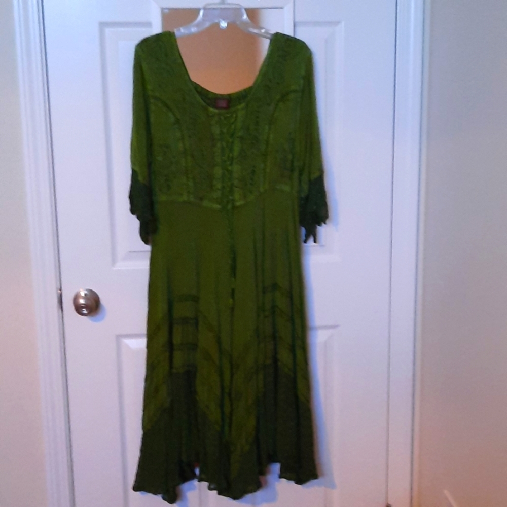 Dress. Jackpot. Large. green